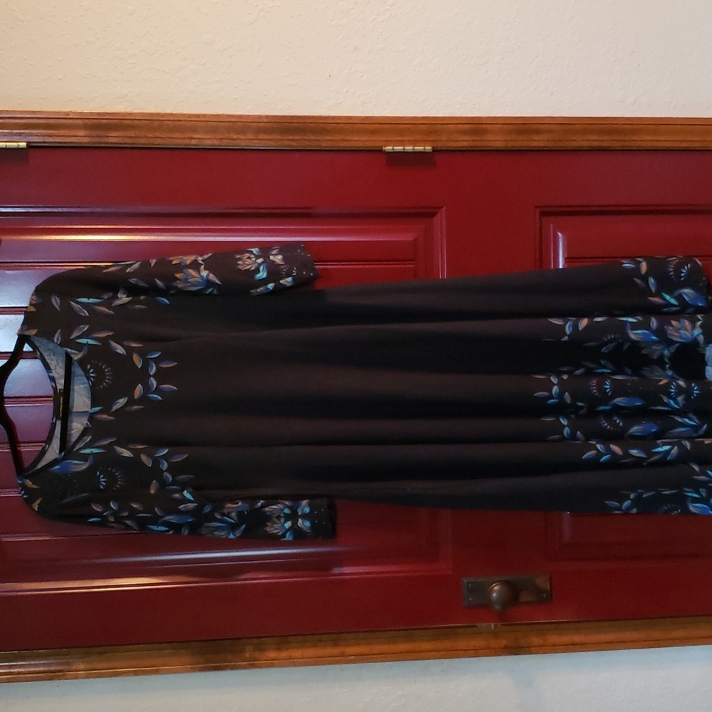 Reborn 1X flowing dress with pockets